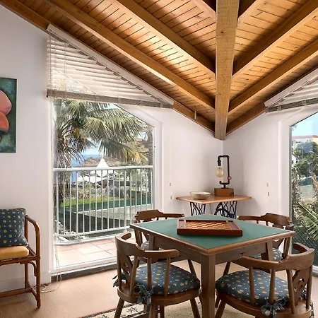 Porto Moniz Villa ポルト・モニス