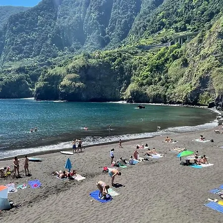 Porto Moniz Villa