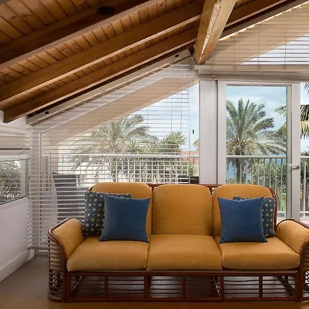 Дом отдыха Porto Moniz Villa